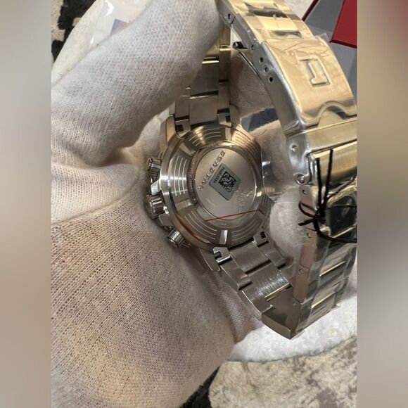 NIB Green Seaster Tissot Watch - Picture 9 of 13